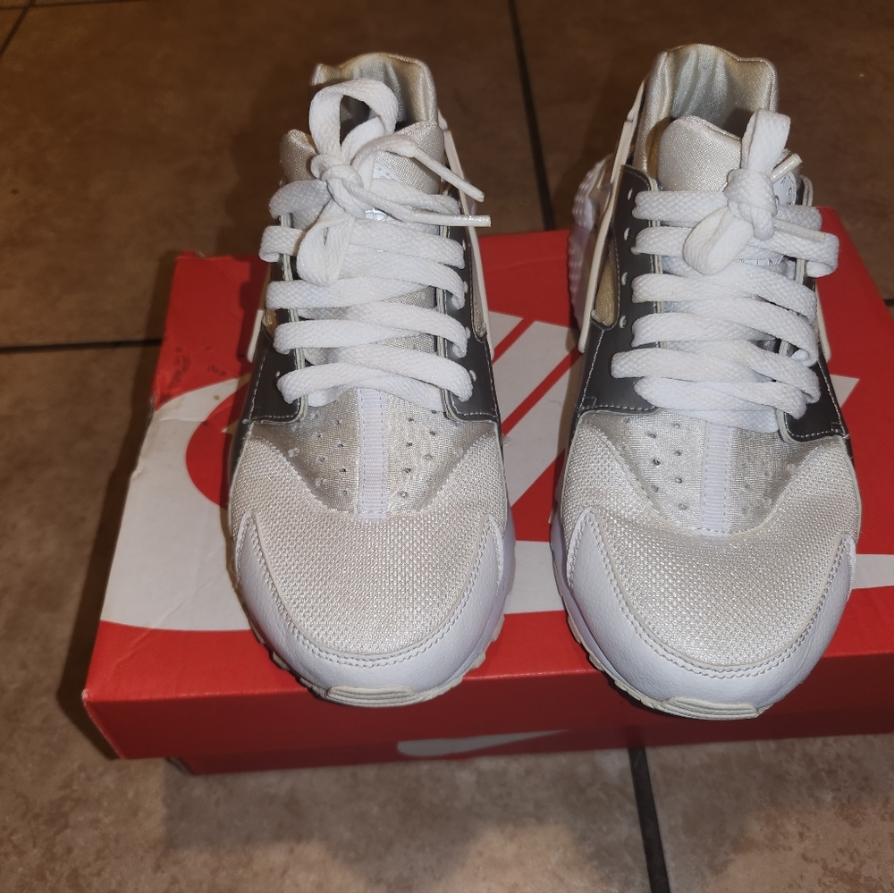 Nike shoes